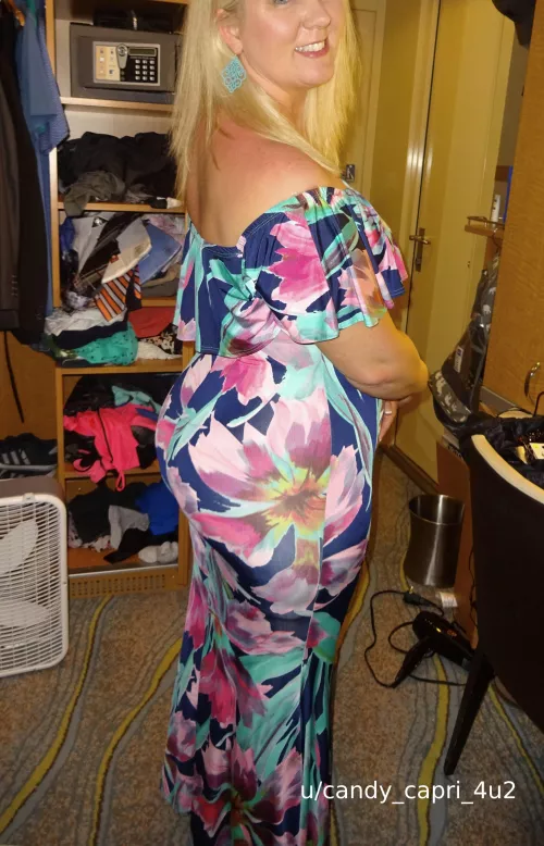 I might not be wearing any panties under this dress 😈