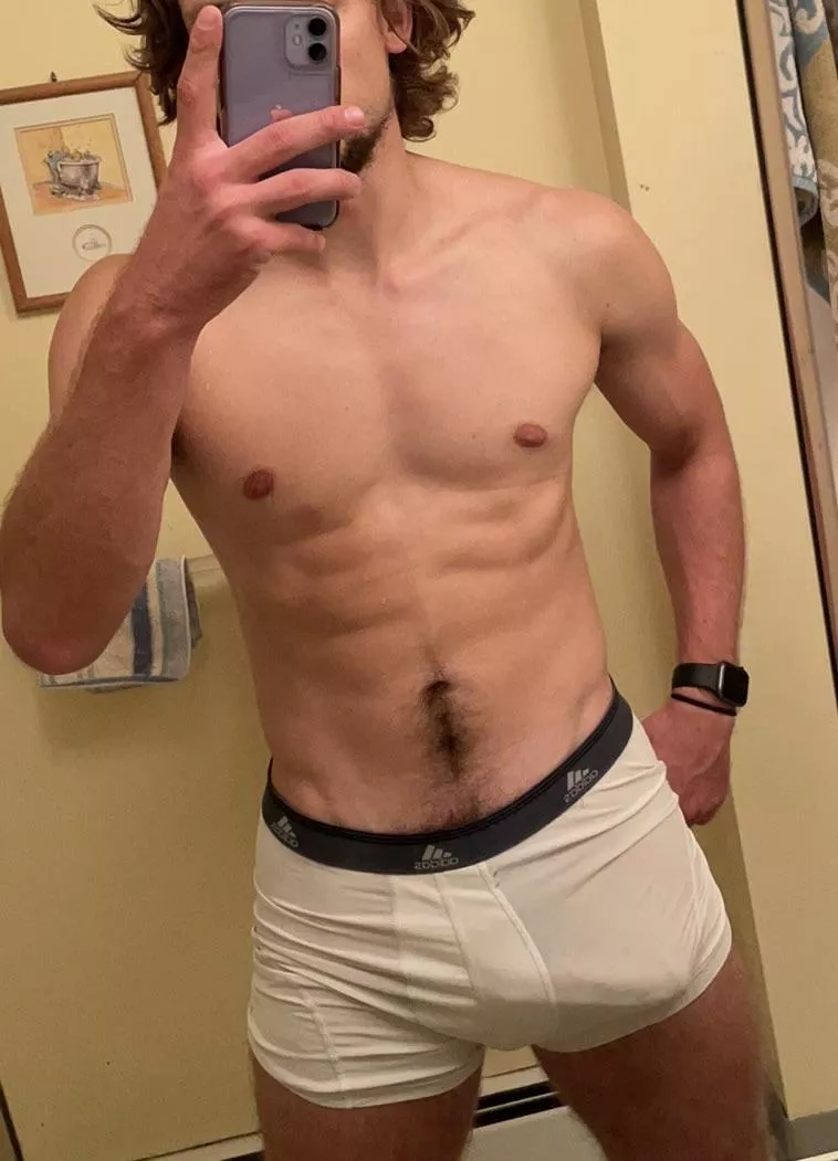 I was wondering why all the girls at the gym were smiling at me, now I get it