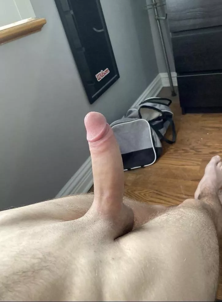 Just me waiting to be whorshiped 🤷🏼‍♂️😏