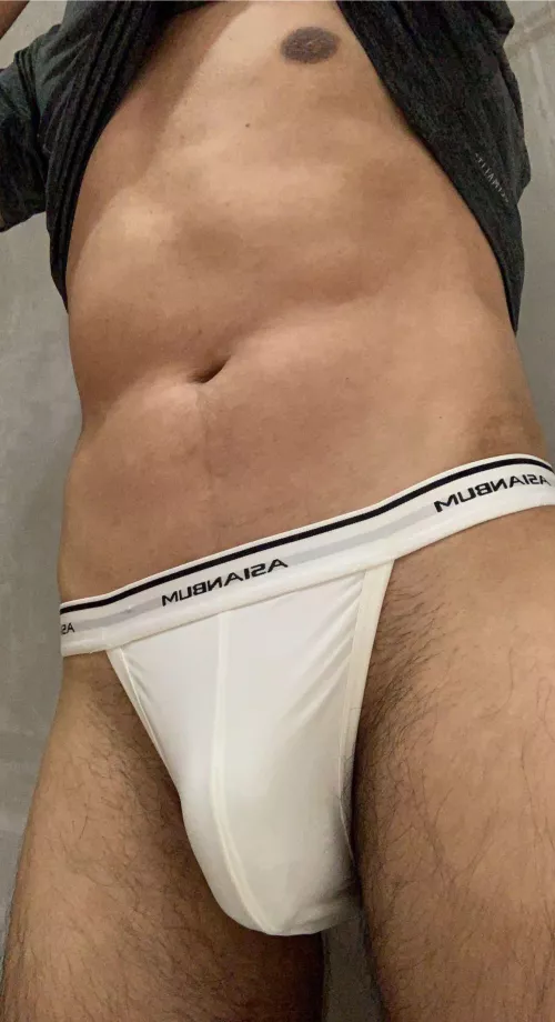 Love wearing these thongs to the gym. What do you think?