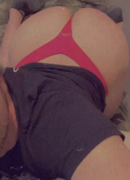 Pull this thong to the side and give me that big dick