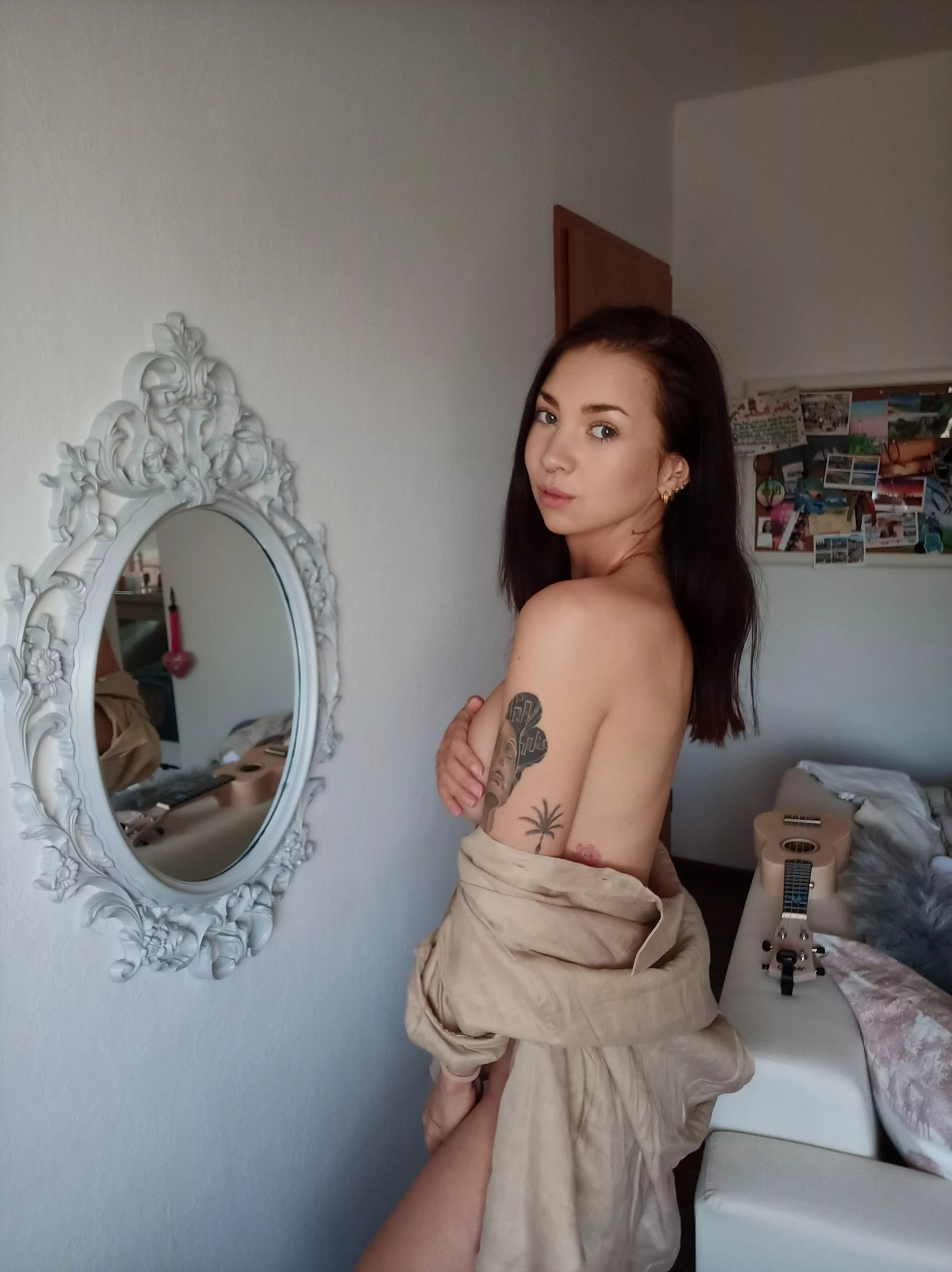 Should I drop my last piece of clothing?👀