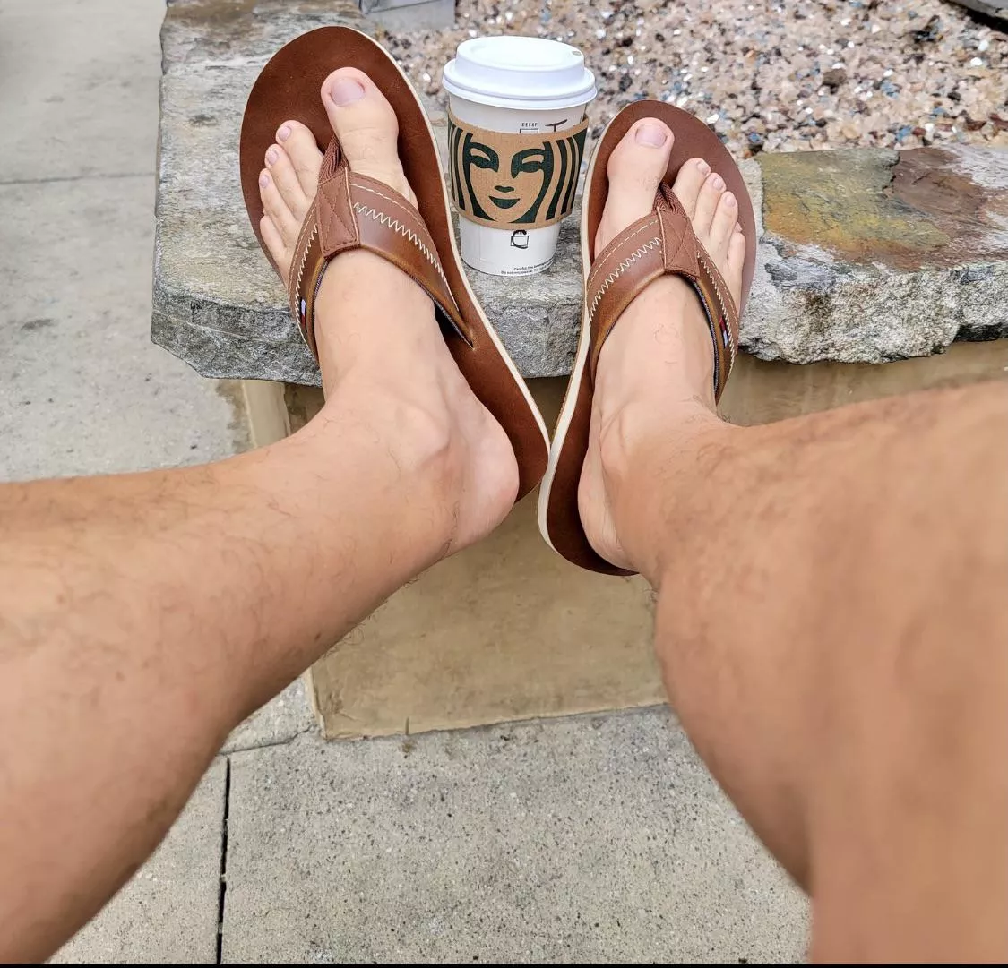The feet at Starbucks.