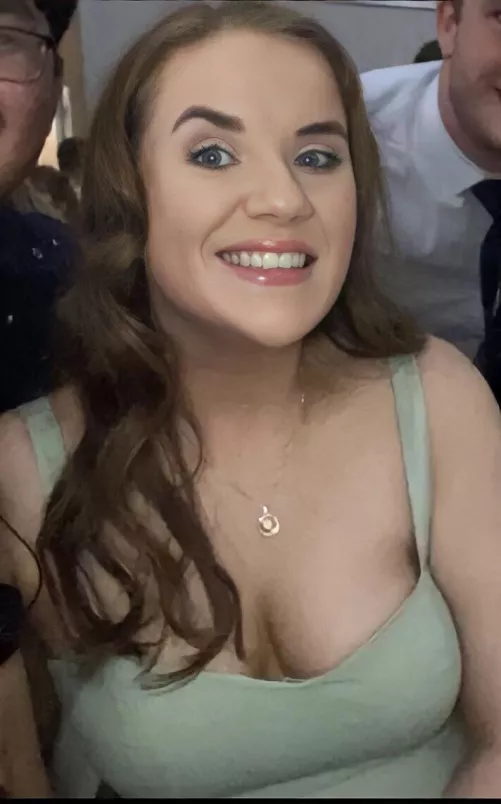 Anyone here like to trib or photoshop my sister in law? Make her the slut she doesn’t show off . Msg with kik or telegram and what you can do