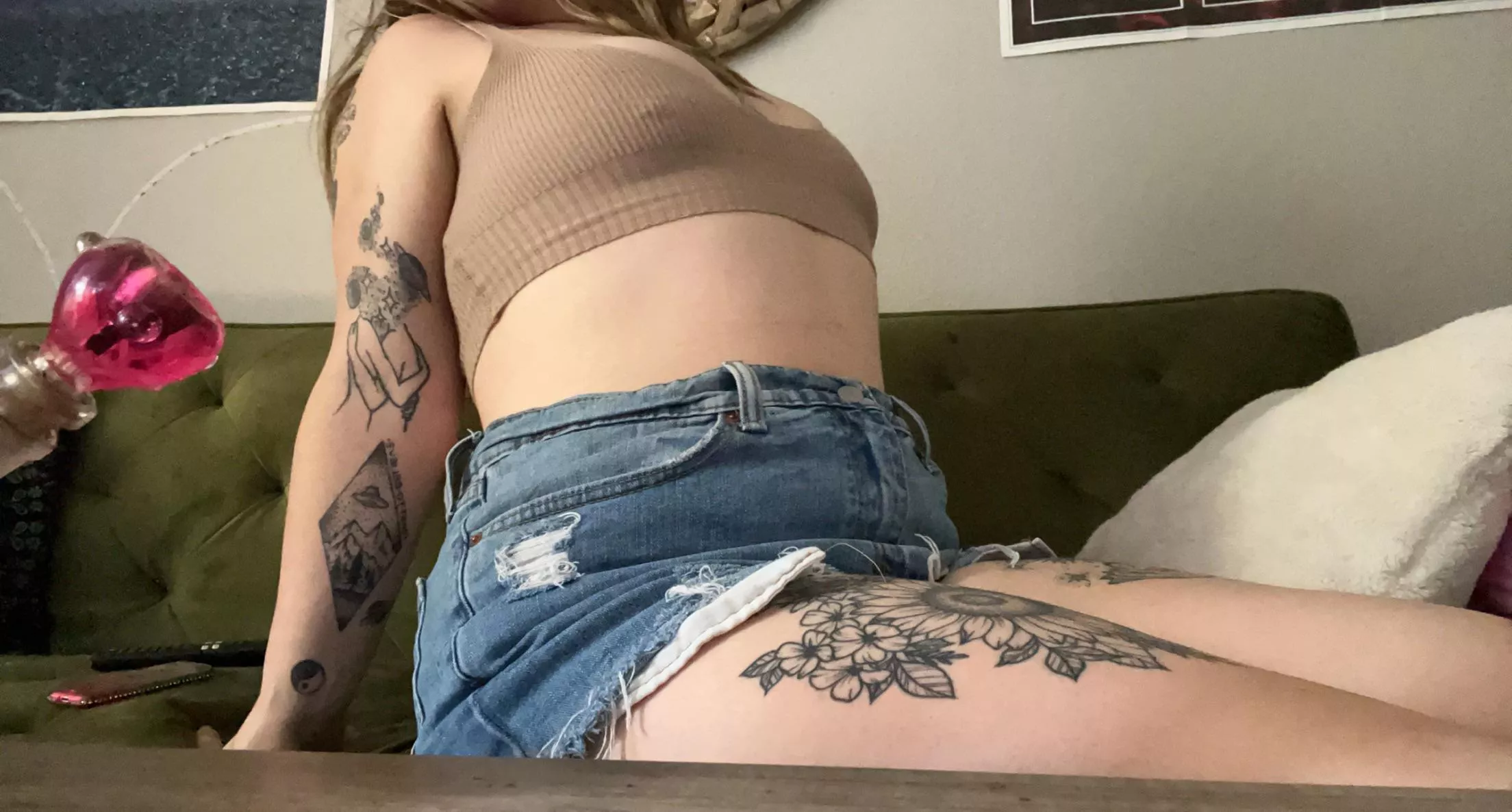 Cum get a taste of me 😈 OF in bio or msg me for content $$ 👀