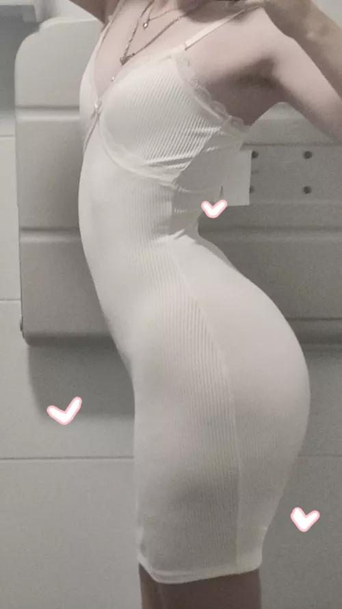 First time wearing a dress (≧▽≦)