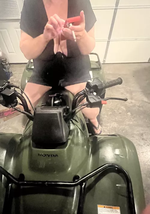 Fun in garage smoking