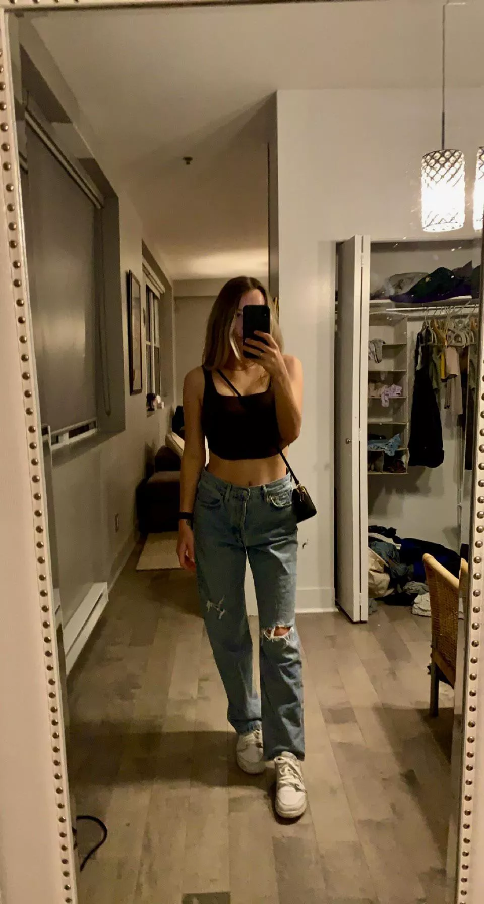 Happy Saturday! I’m loving my out(f)it ☺️