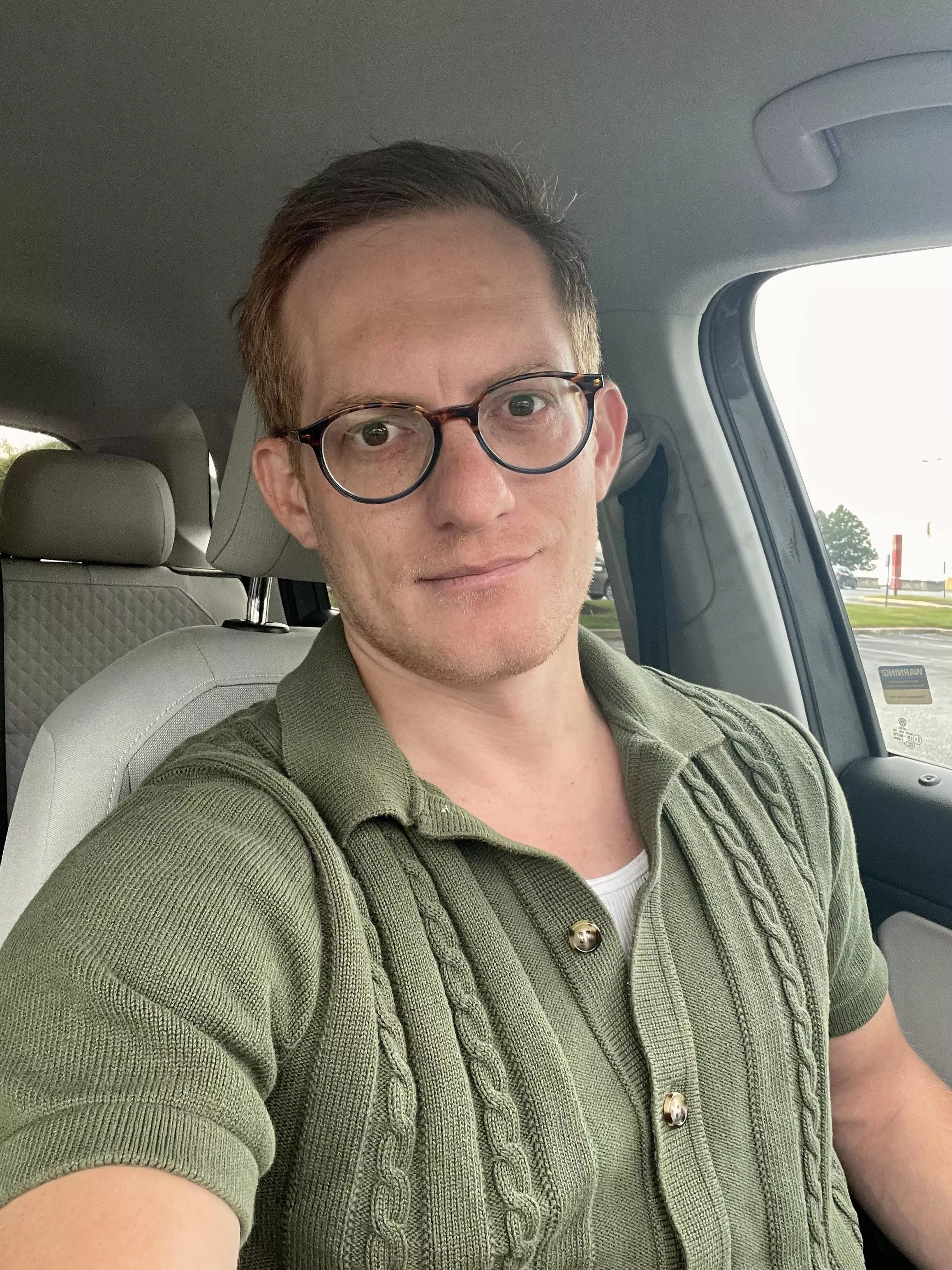 Happy Sunday! Hope y’all are having a good day 🙂