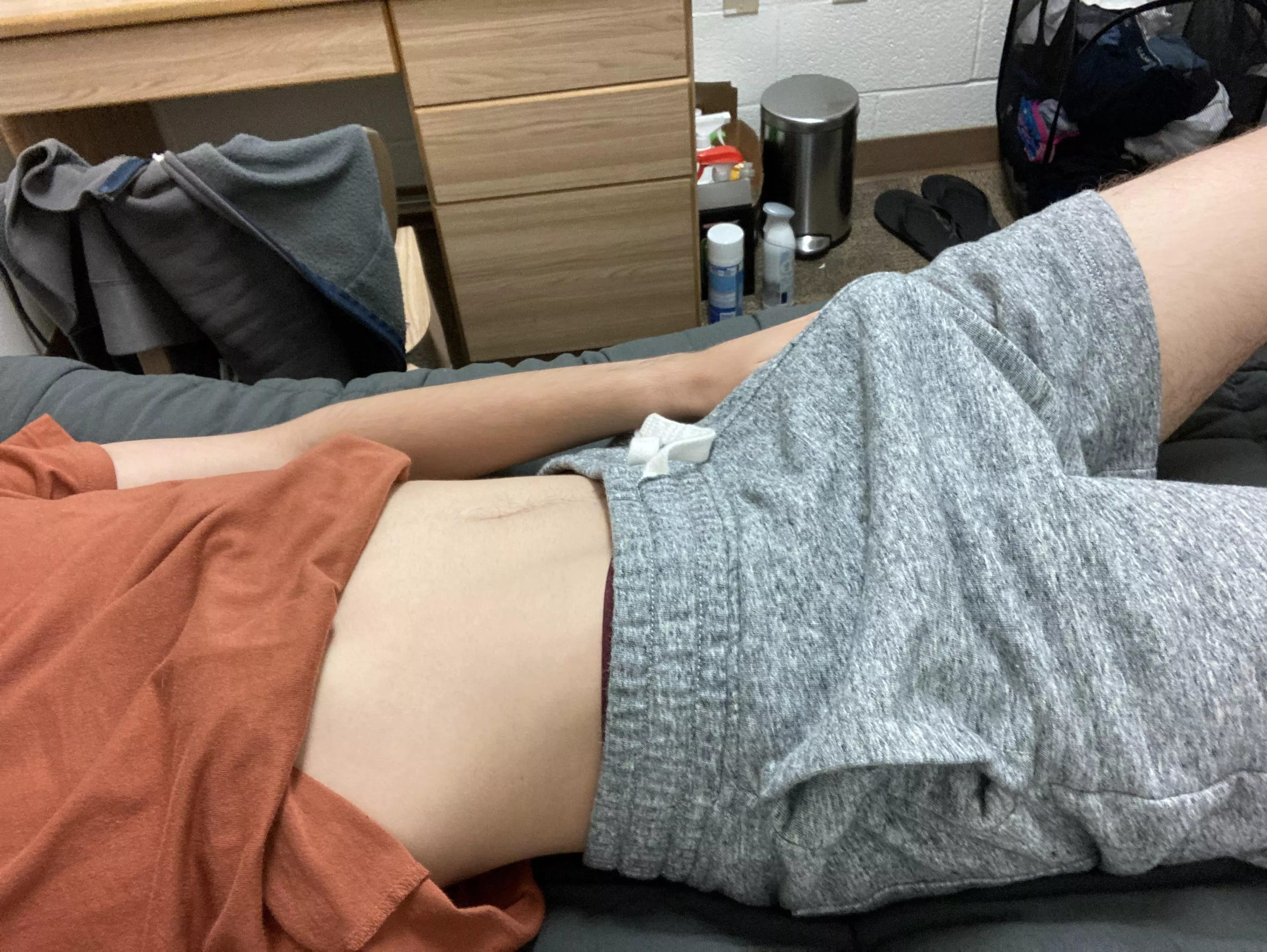 I can’t go out like this.. 😅