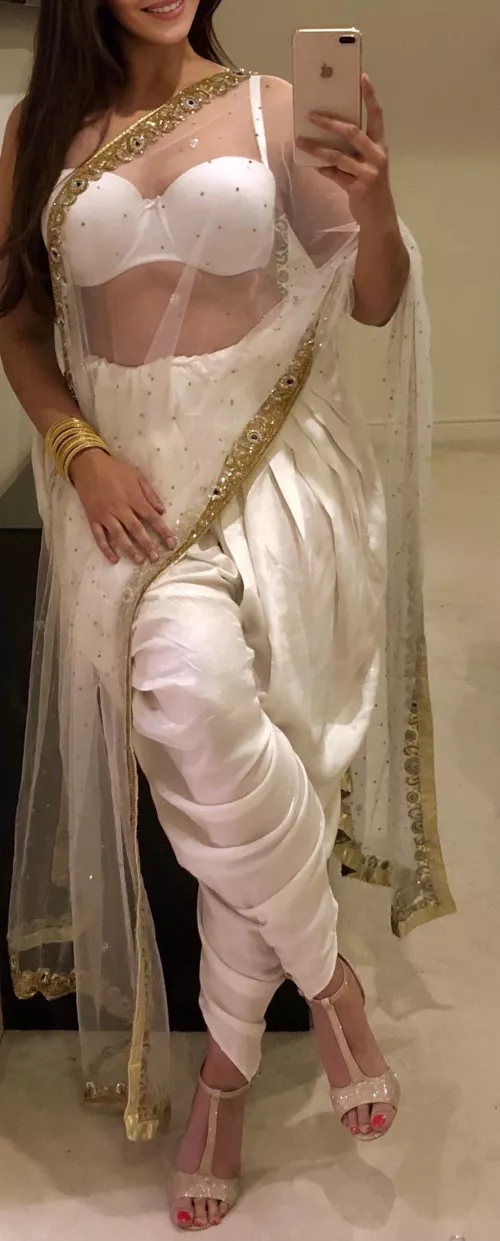 I know I'm a handful but that's why you have 2 hands...💋 British Punjabi Indian