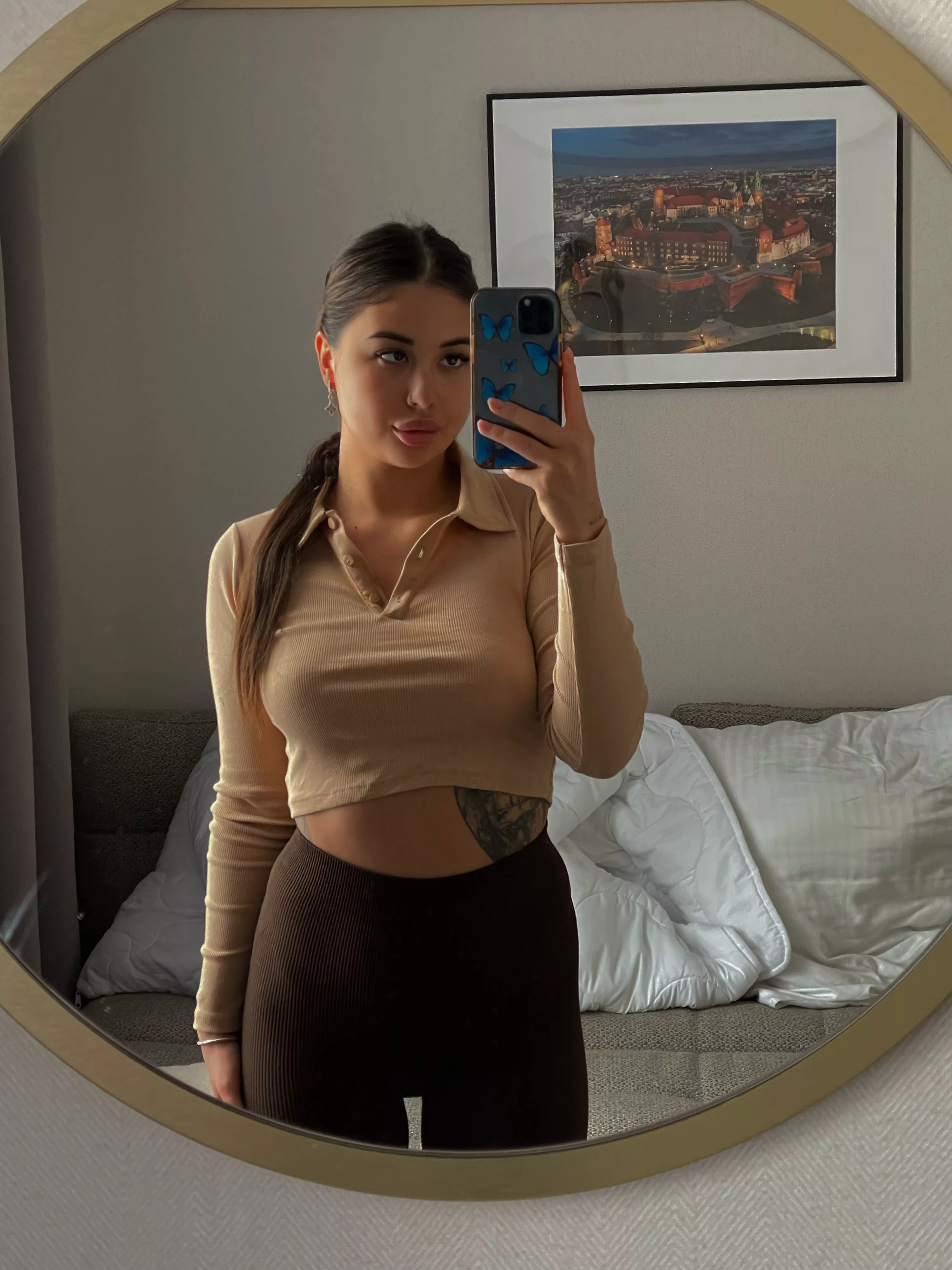 Looking for an exoricst who will drive all the devils out of my head😏