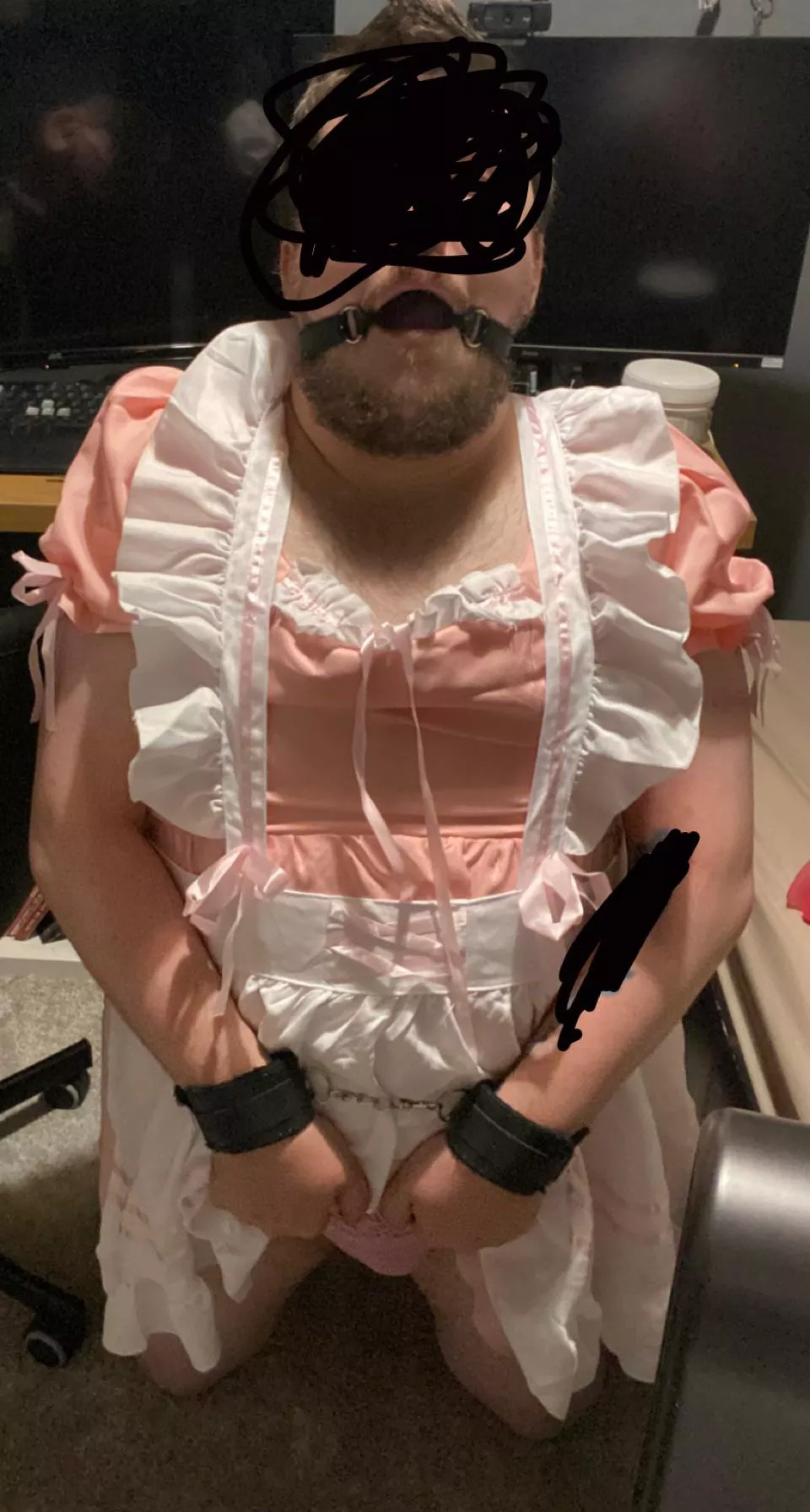 Somehow this uncaged sissy think it can still say it’s a man. Let put it in its place