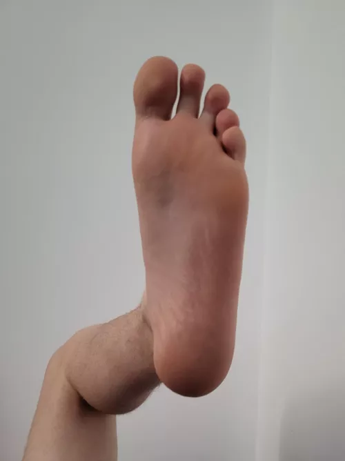👣