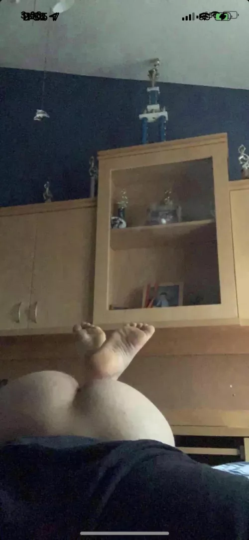 Big white booty in Greensboro. Fully bottom. Hmu down to meet