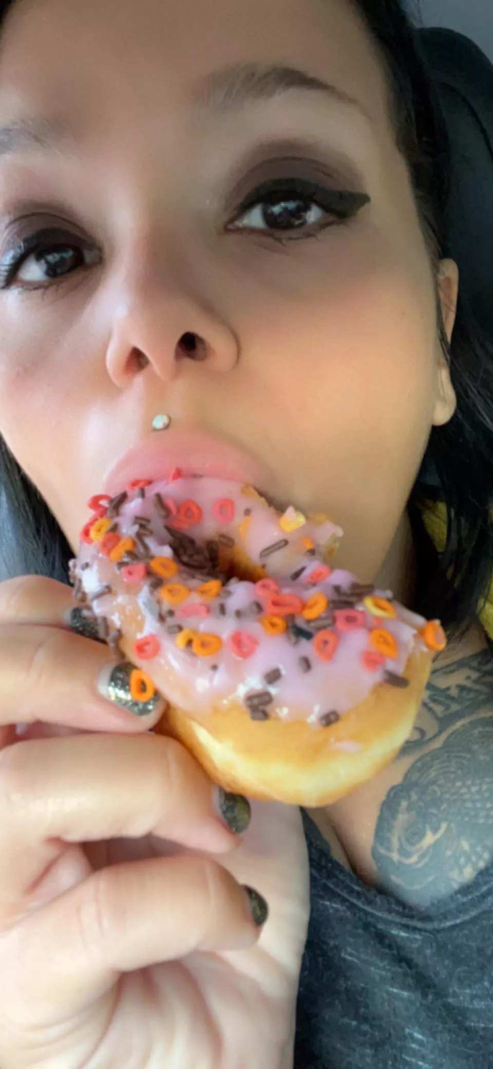 Breakfast is…donuts!! 🤤🍩