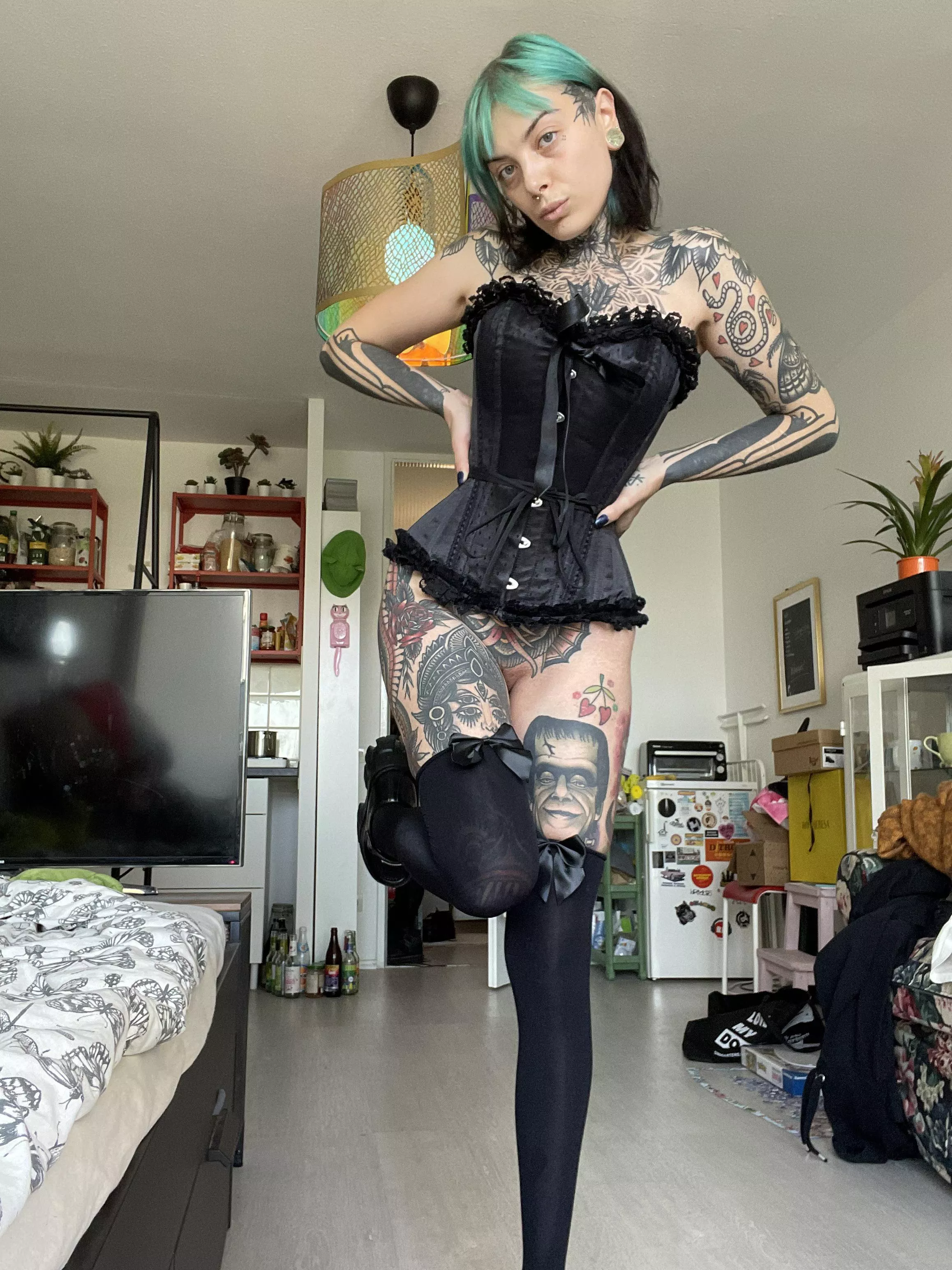 Hey I‘m Kali, wanna watch how I fuck myself?