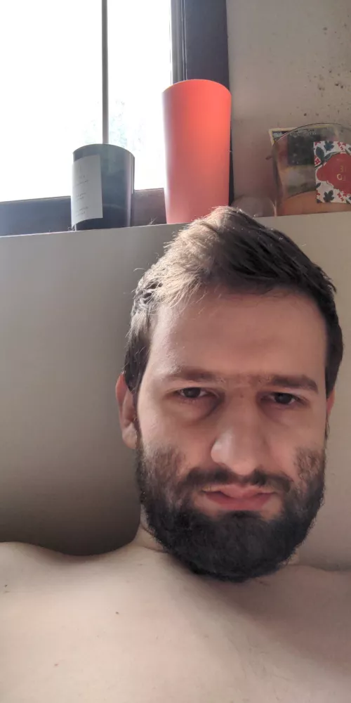 Hi. I'm not as attractive as most of the folks here but I love to play Guild Wars 2. My discord is Teh best#0546 if interested 🙂