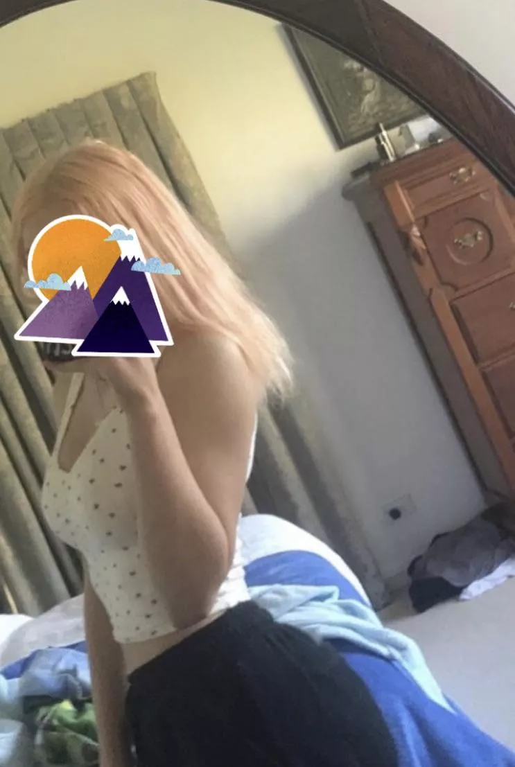 Hopefully someone out there likes this outfit 🤠