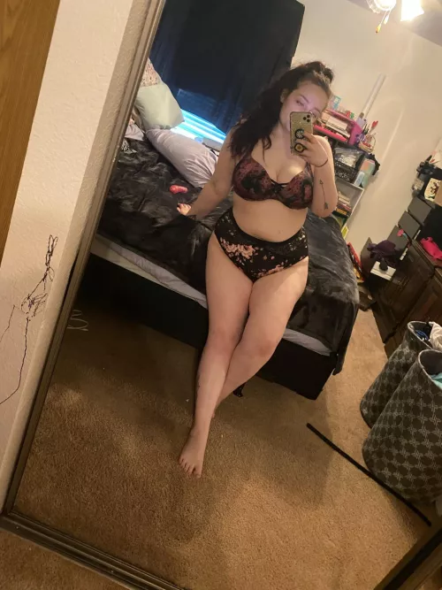 [image] Husband is out of town