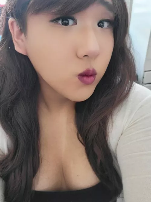 I've squeezed hard to get these bewbs hope i get some likes ~