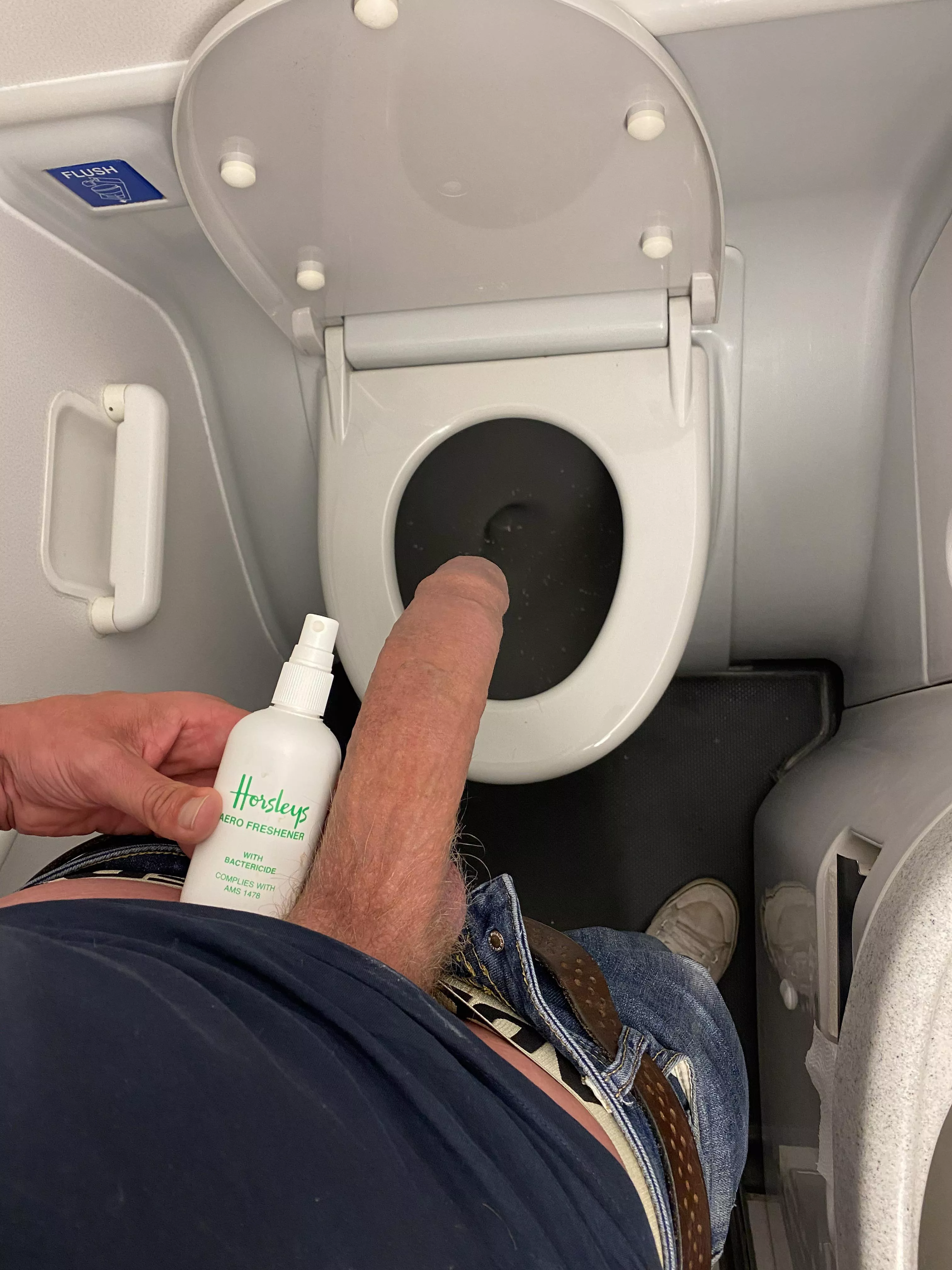 M24 massive 22,5 cm. But useless. Burst in 30 sec. Watch me struggling not to cum. Be 18-28 and cute face. SC gozarhuge