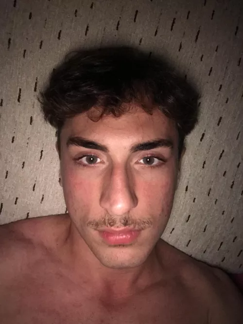 my little mustache 👨‍🦰