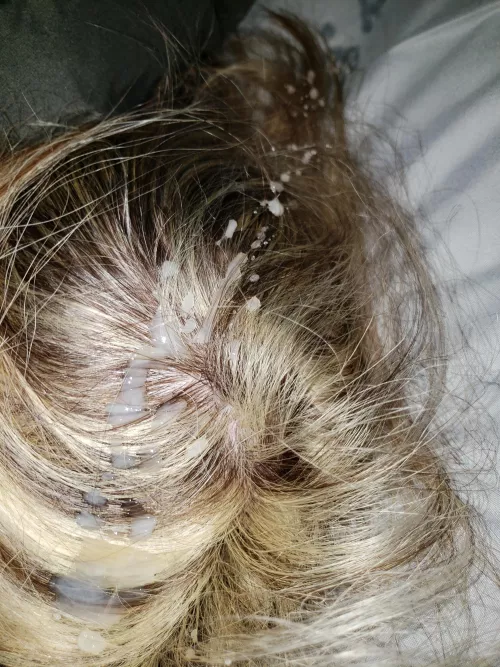 Nothing hotter than messy hair when im sleeping 😴 🥵🥰