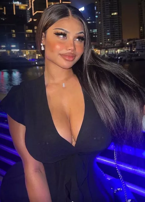 Pretty titty 🤩