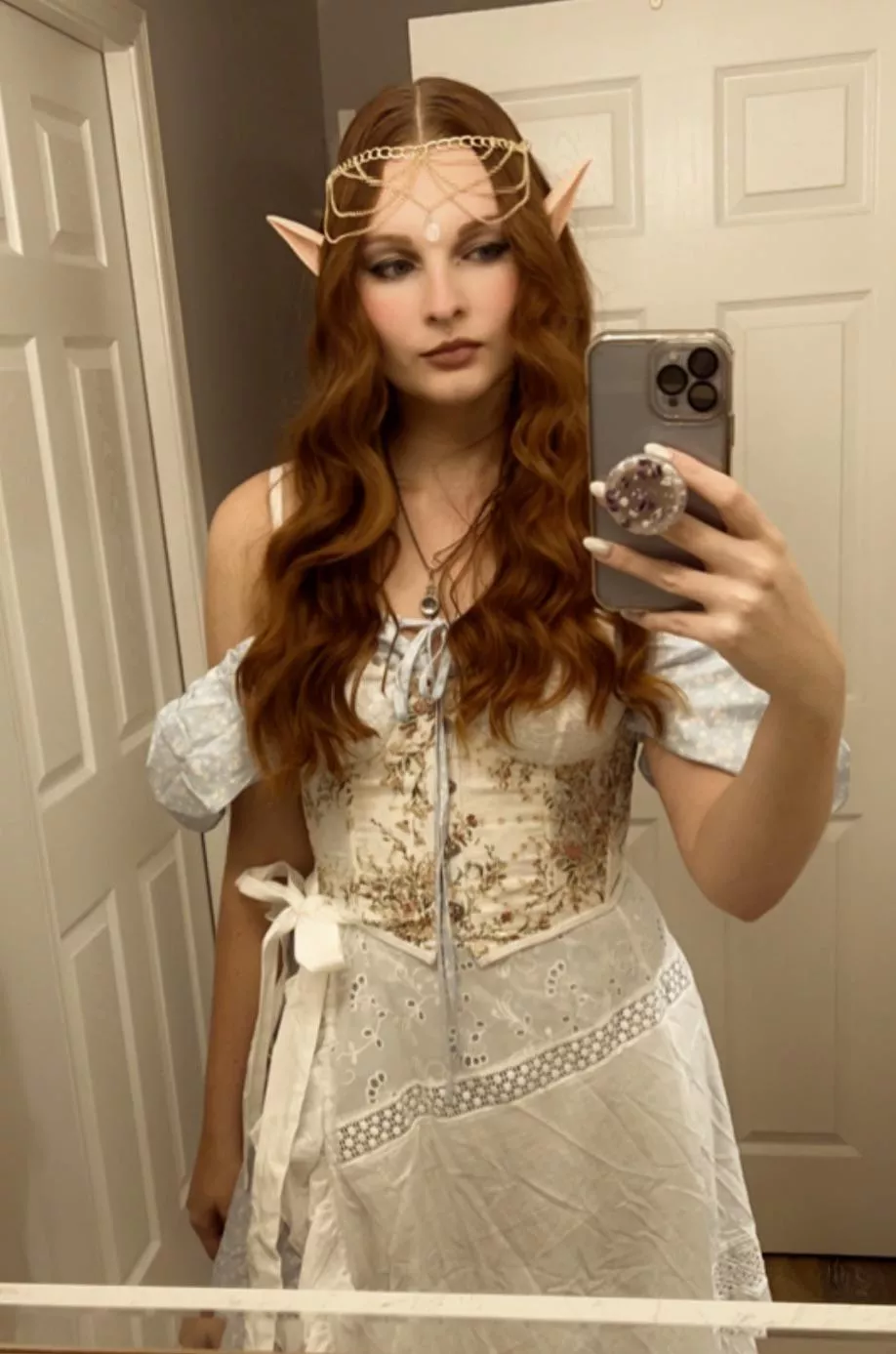[Self] practicing for my first cosplay as my dnd character Aurora. She’s a high elf wizard.