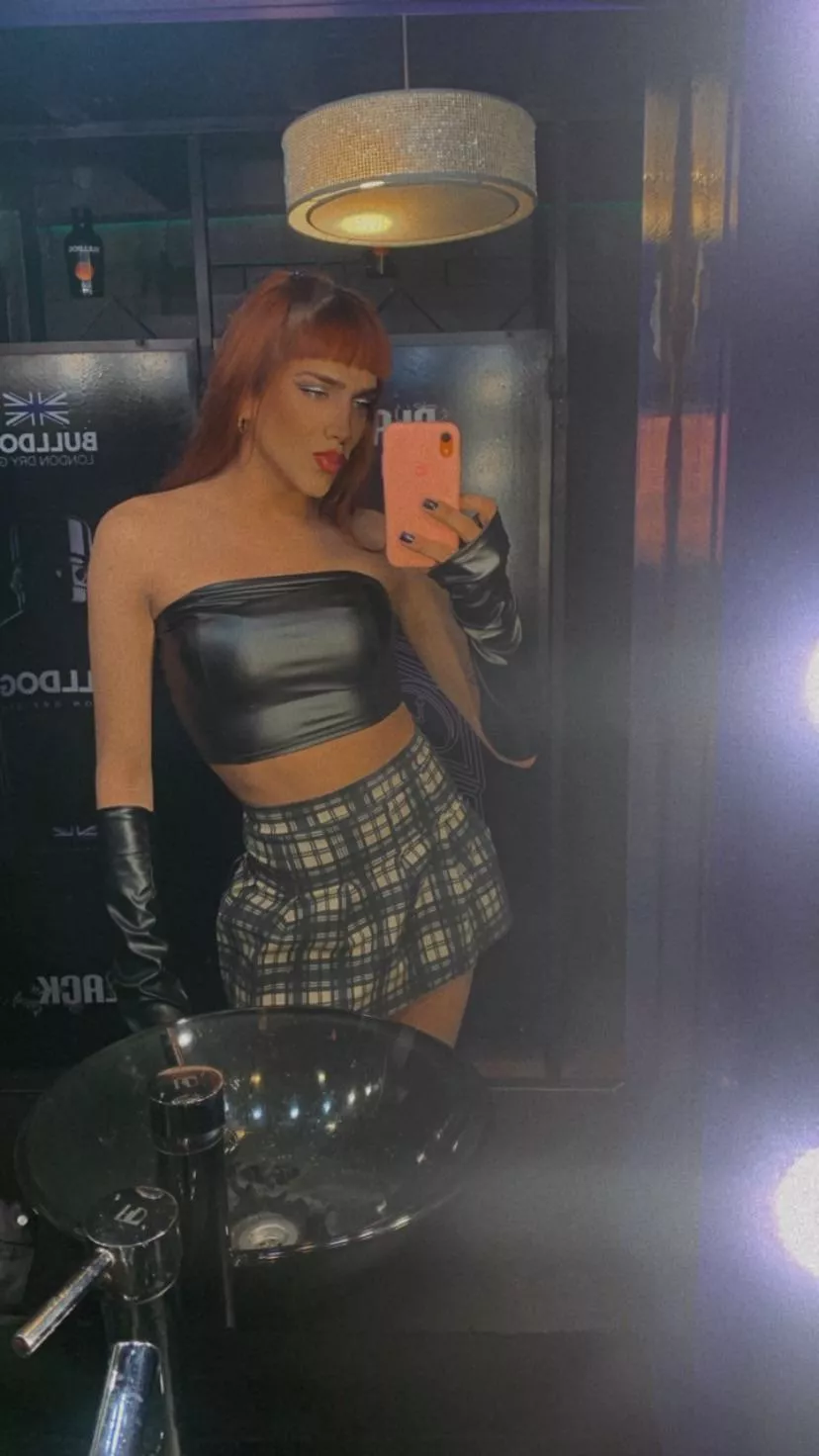 First time here, I am Candela, latina slut