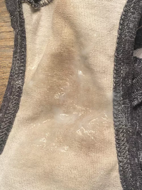 I used this pair to clean up my cum 😏💦