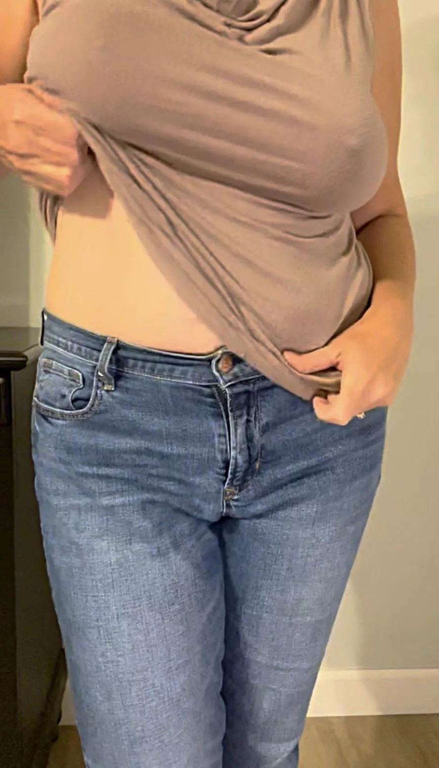 No bra this evening!❤️ (F44)