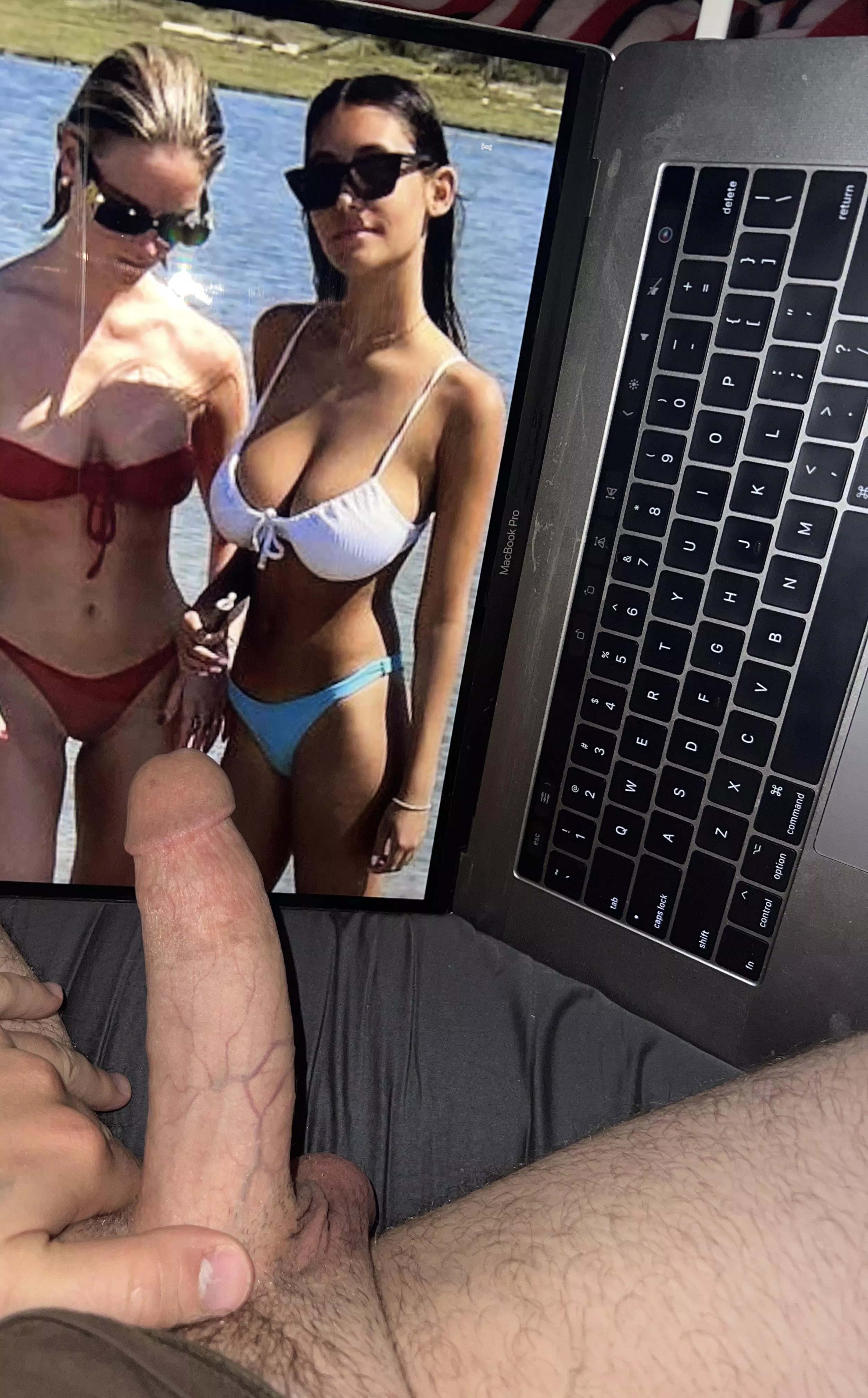 send me your busty gf of wife for jerk tribs. dm sample for kik/tele