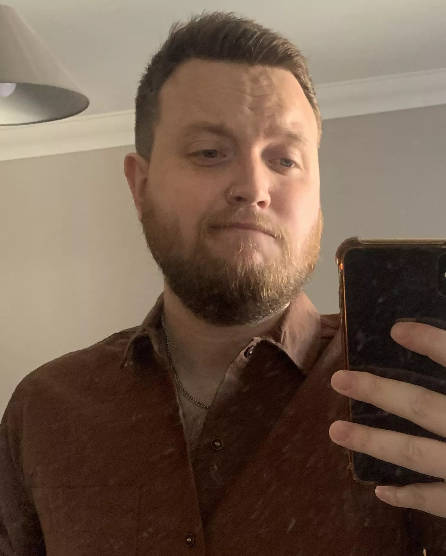 You know what they say about a dirty mirror… clean it 😅