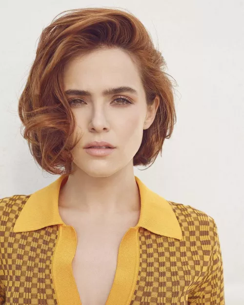 Zoey Deutch