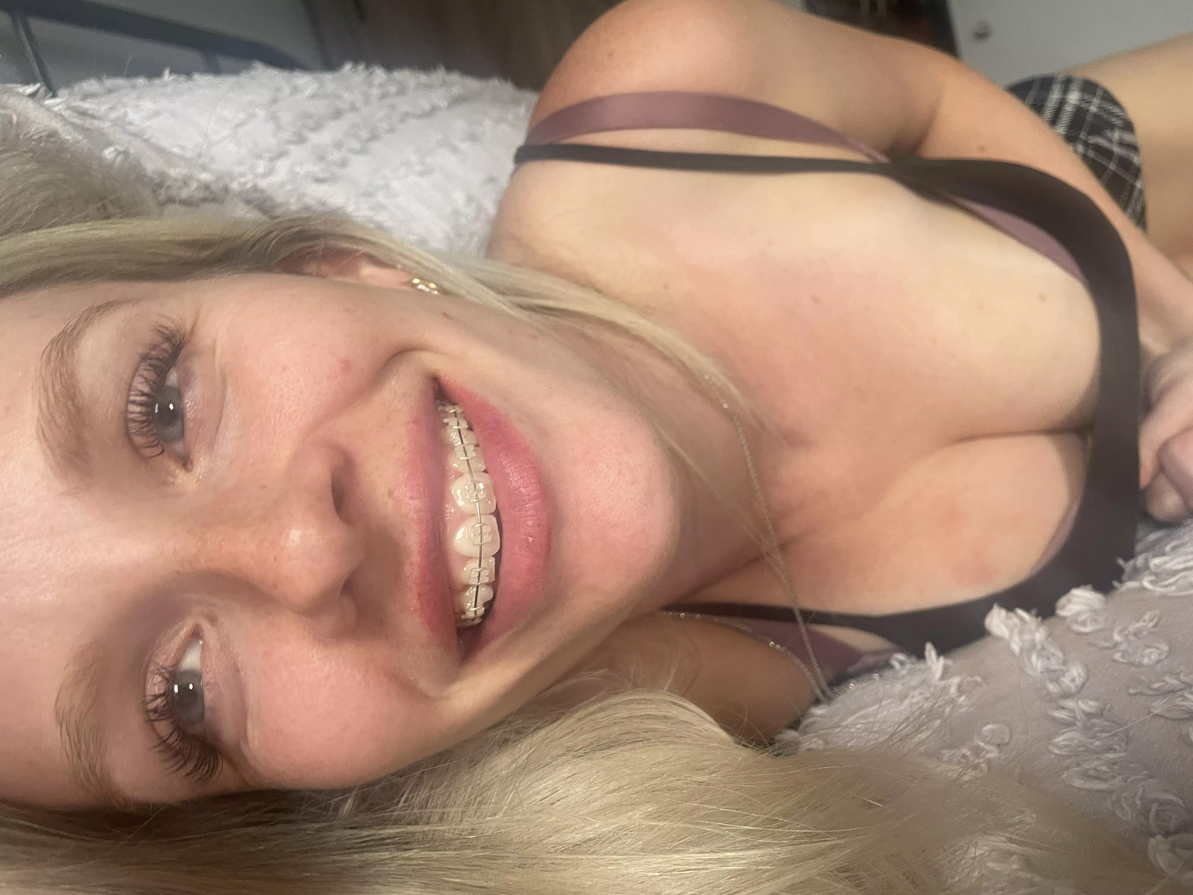 Hello im new here 😳