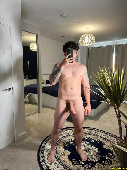 Ig’s got a hook in it