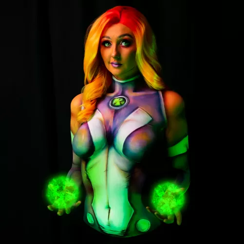 Teen Titans- Starfire bodypainted by me on myself!