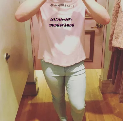 throwback to my first ever public time shopping as myselff🥰🥰 felt cute aff🥰😋💕