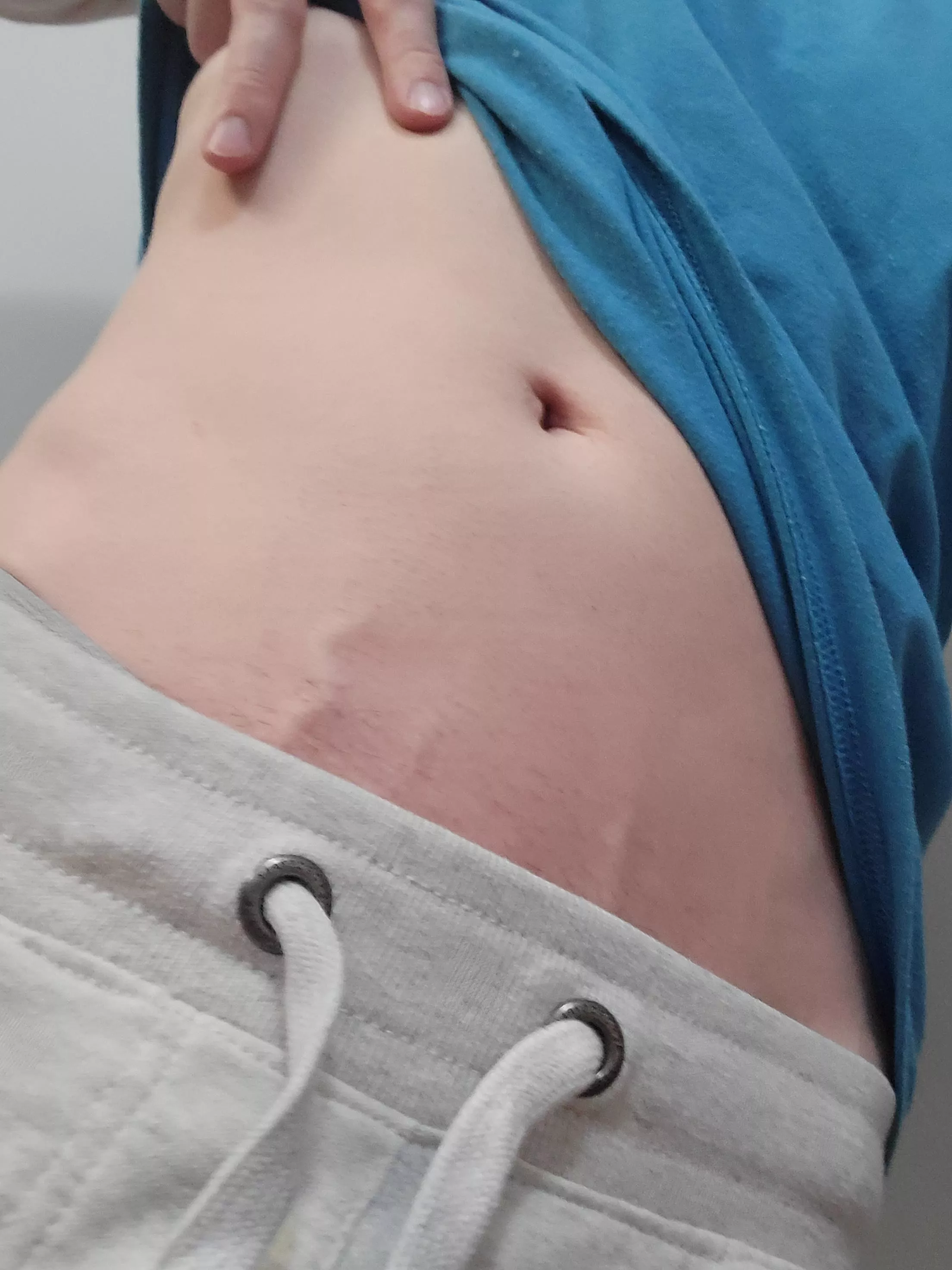 (21) have you ever wrapped your hands around a 26 inch Lil bro waist?