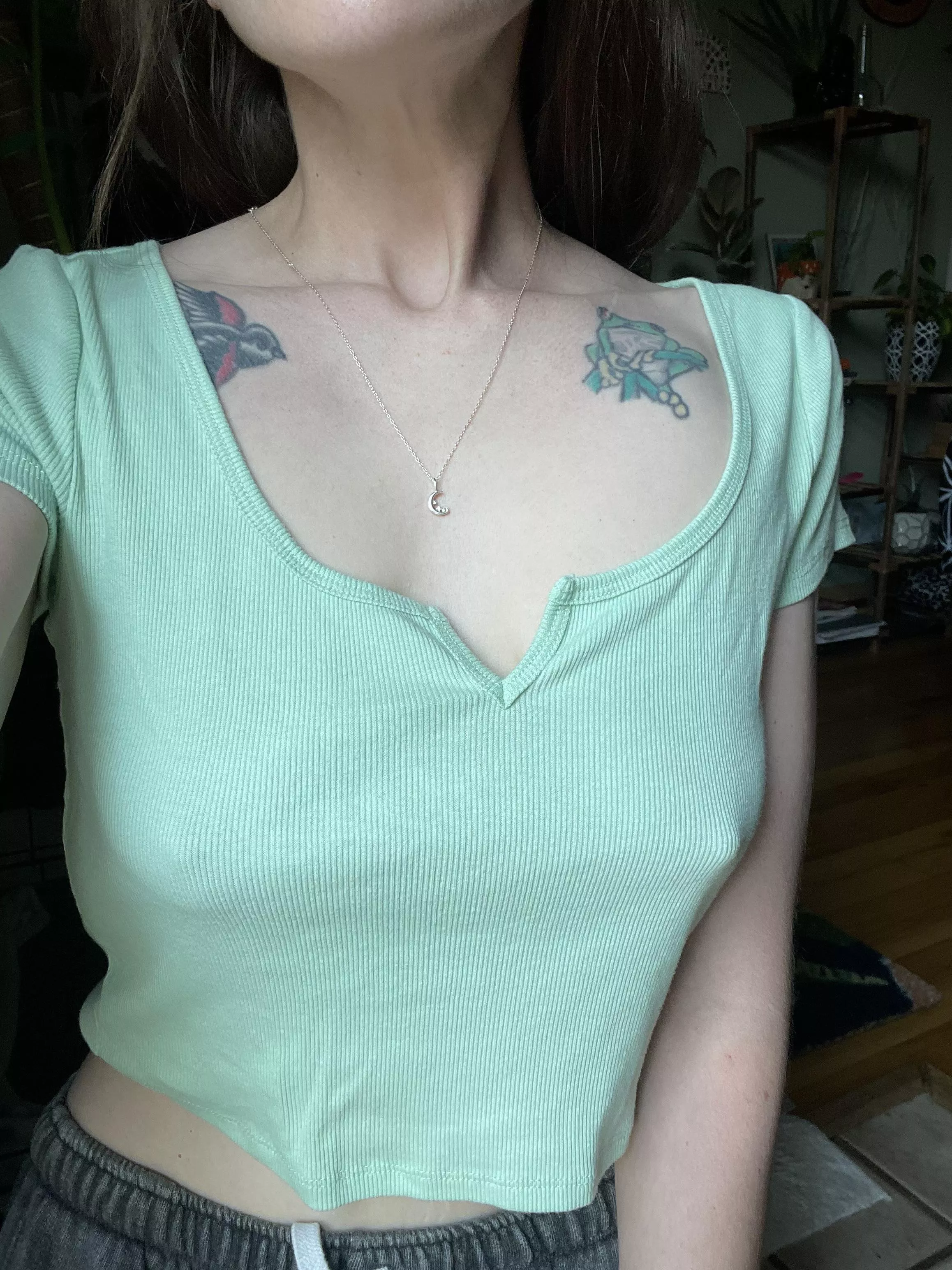 Anyone favor a minty green color? 🤭