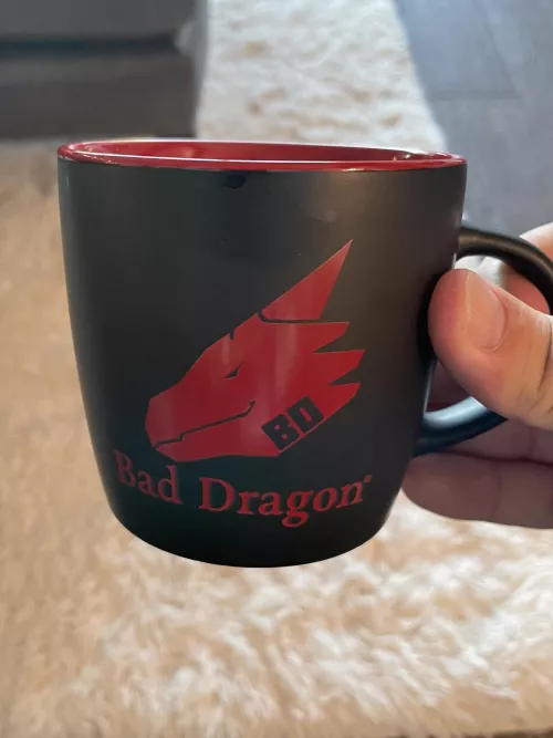 First Bad Dragon… this is gonna be a challenge, really progressive shape. Gotta trust the process I guess.