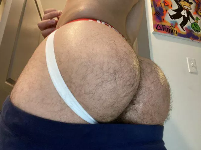 Hey bro do you like my jockstrap? It’s my favorite 🌈 [23]