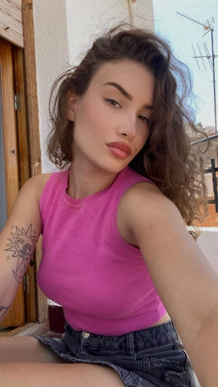 It's my birthday today 🥳 I want you to congratulate me 🥺❤️🥵