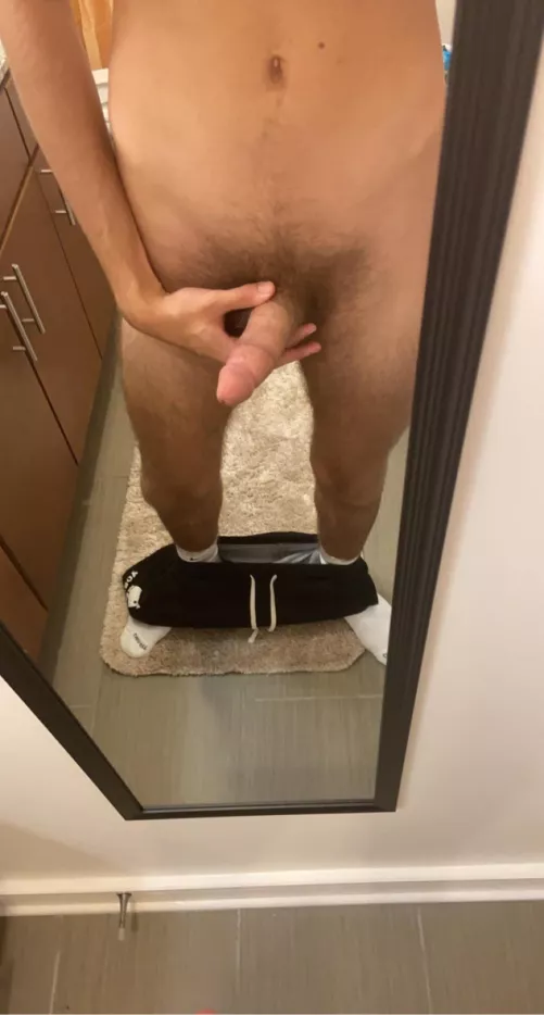 DM if you can help me cum into my mouth on snap