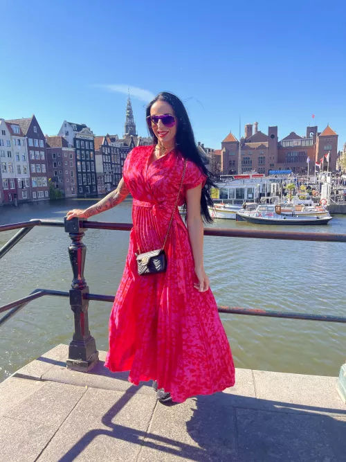 (F) Pink to make you wink 🫦