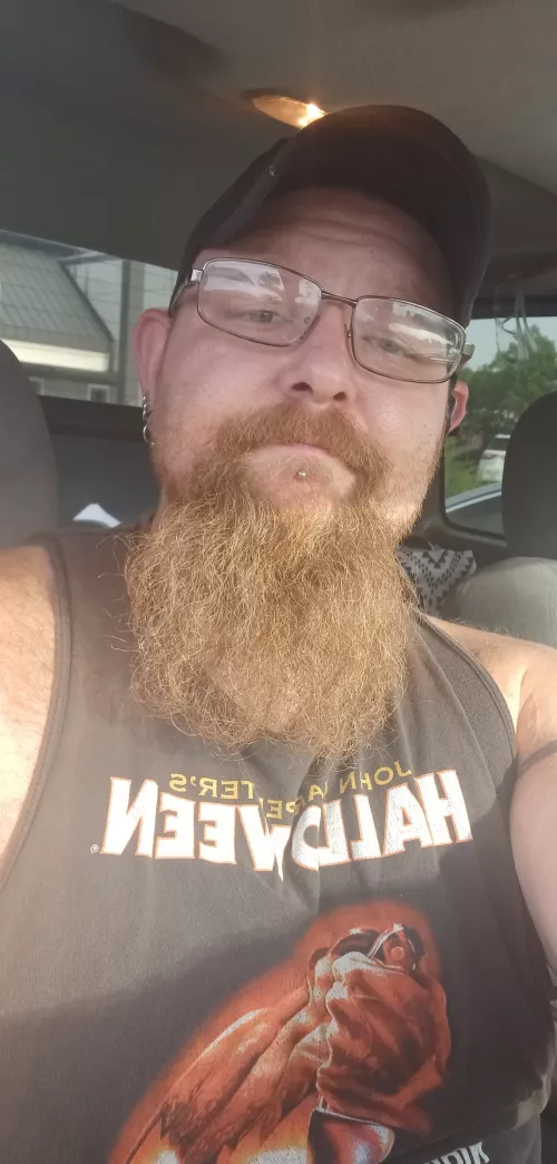 Finally friday. lets get this work day over for the holiday weekend.