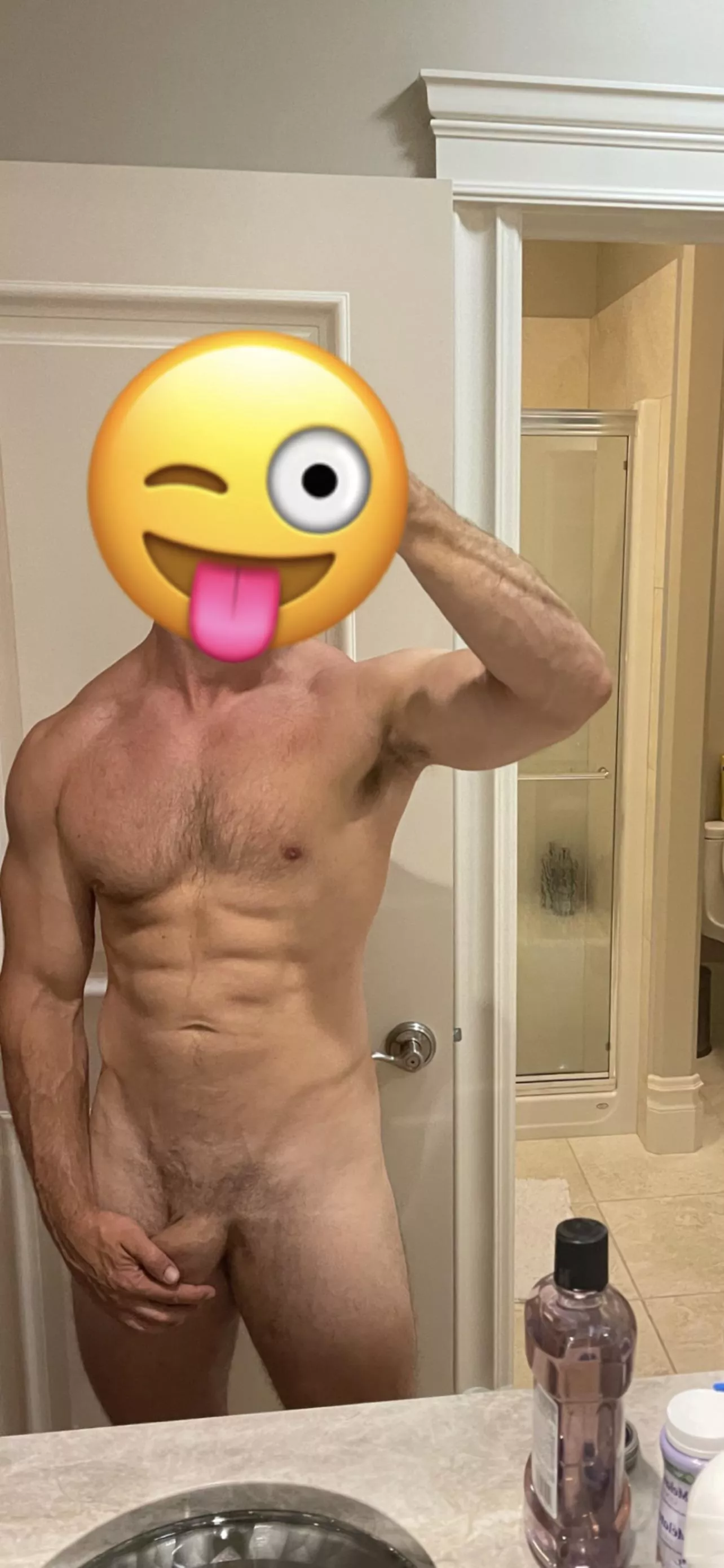 How a(m) I looking? 😜