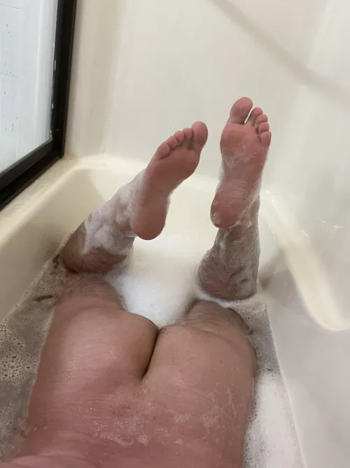 I hope older guys appreciate my ass as much as i do